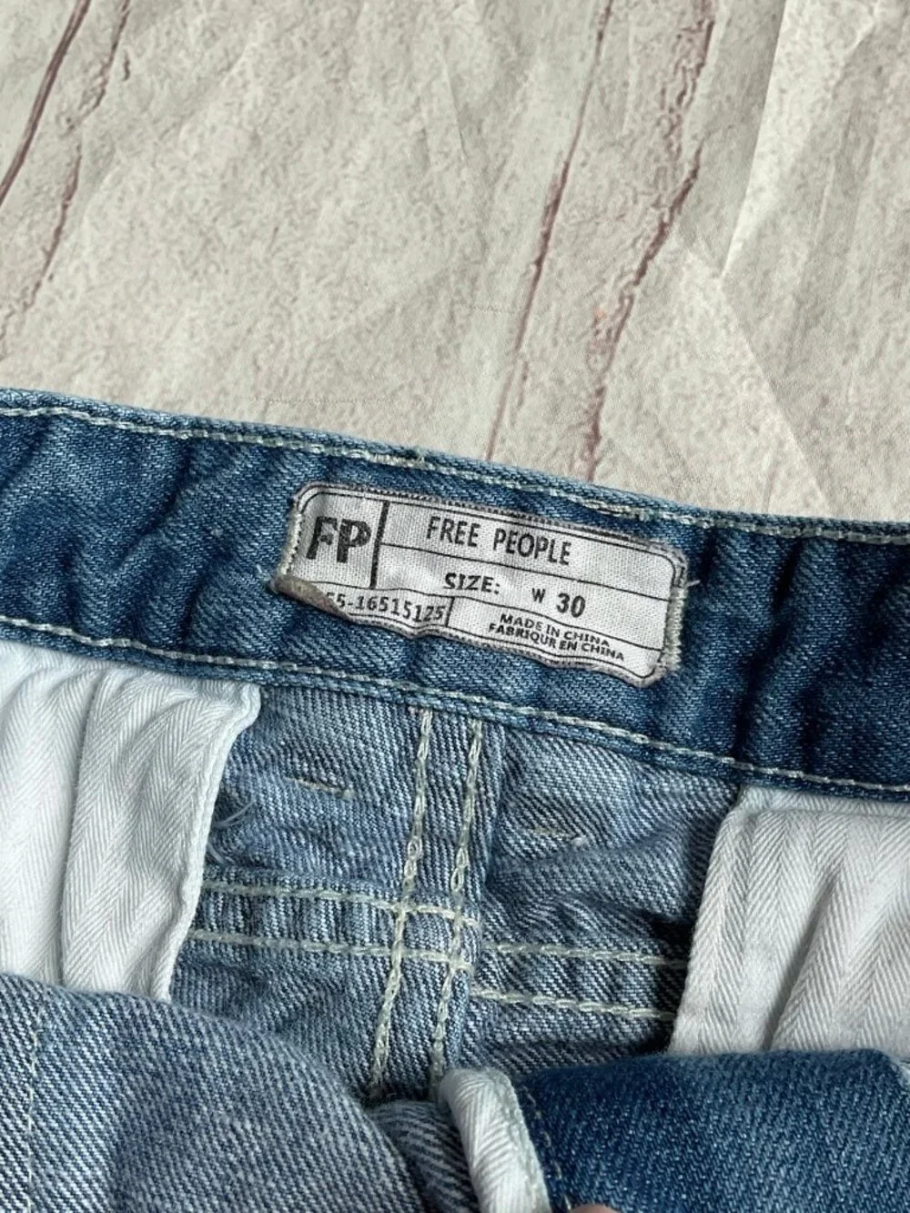 Free People Women's Waist Size 30 Sweet Surrender Jean Shorts Denim